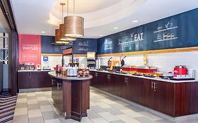 Hampton Inn Orlando-International Airport